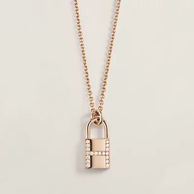 [Mystic Crown]HM ADVANCED NICHE LOCK HEAD NECKLACE DIAMONDS