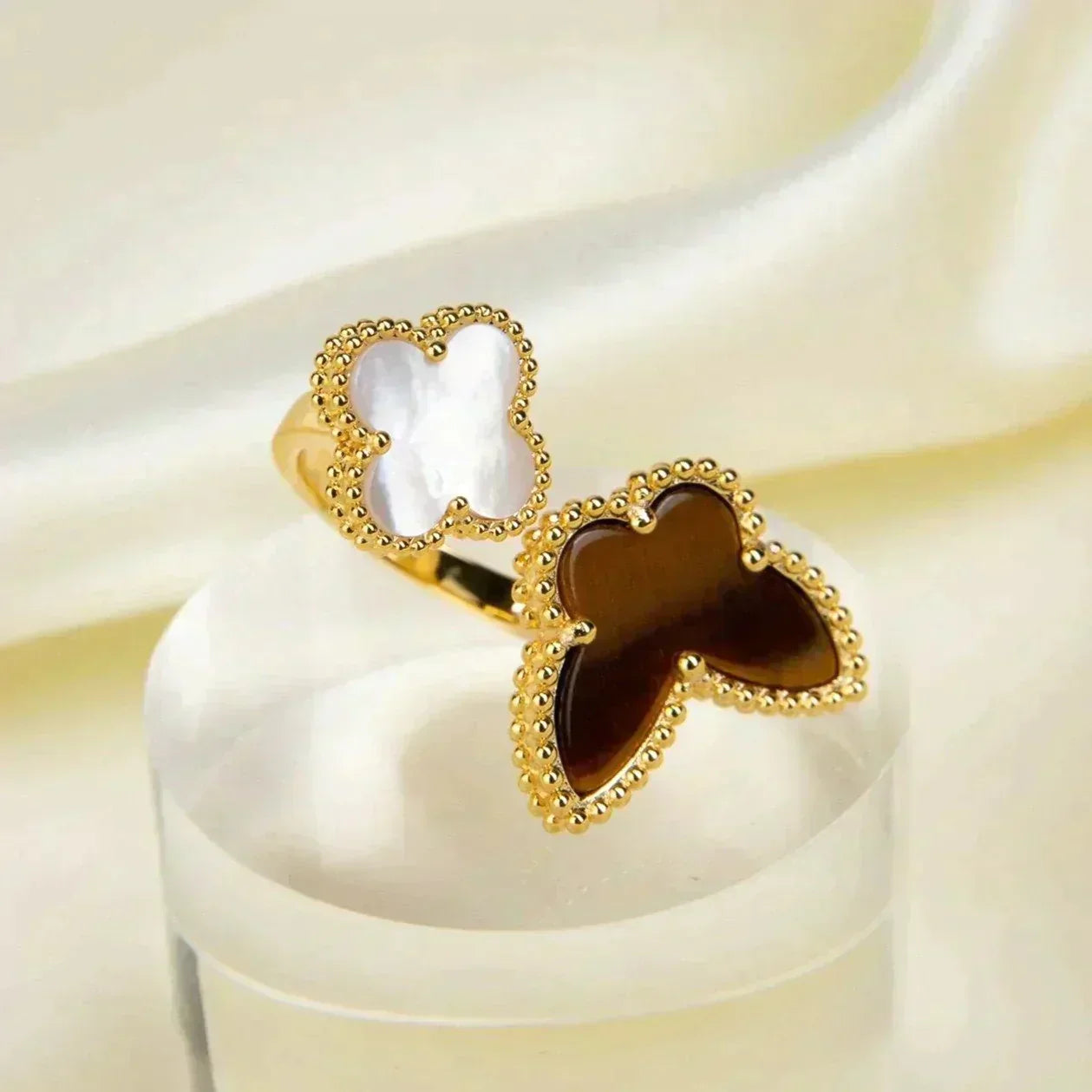 [Mystic Crown]LUCKY BETWEEN THE FINGER RING