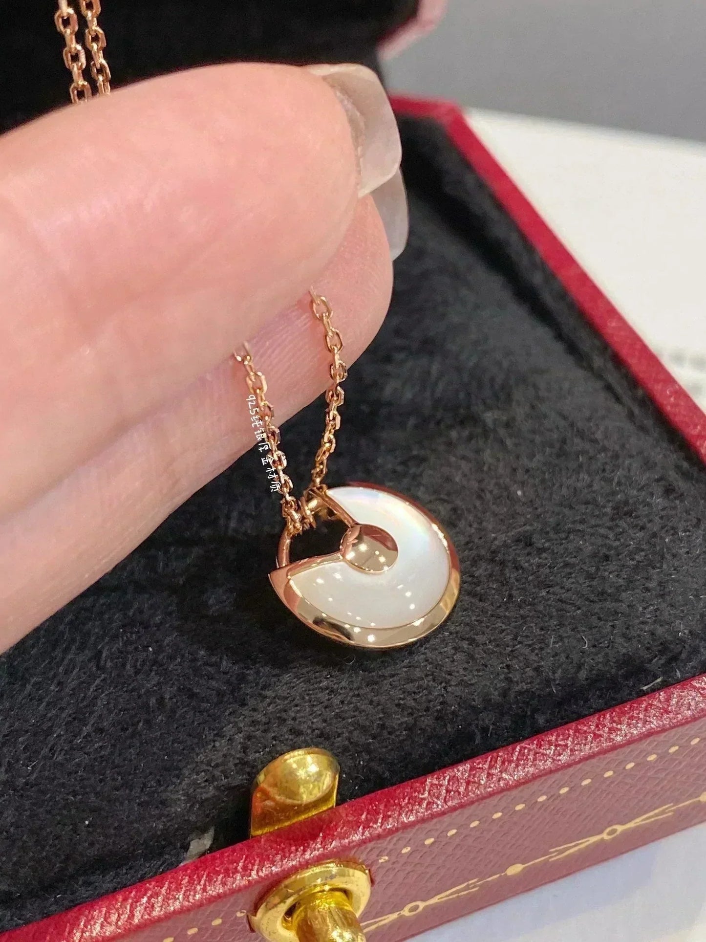 [Mystic Crown]AMULETTE ROSE GOLD MOP NECKLACE