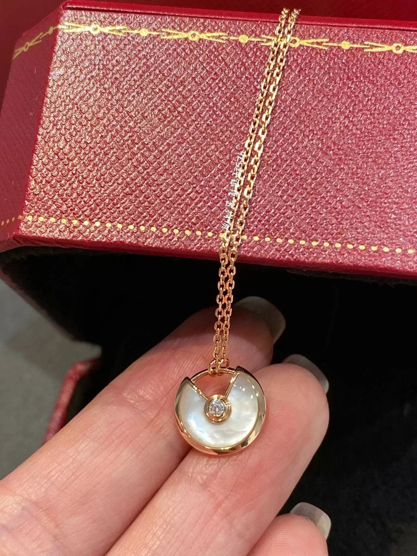 [Mystic Crown]AMULETTE ROSE GOLD MOP NECKLACE