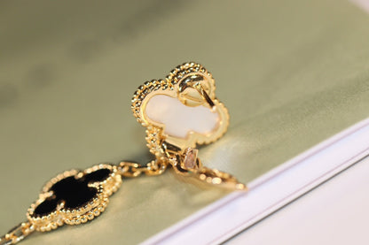 [Mystic Crown]CLOVER EARRINGS GOLD ONYX MOP 3 MOTIF