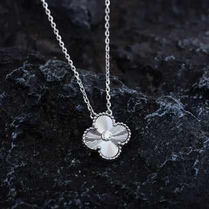 [Mystic Crown]CLOVER  15MM DIAMOND LASER NECKLACE SILVER
