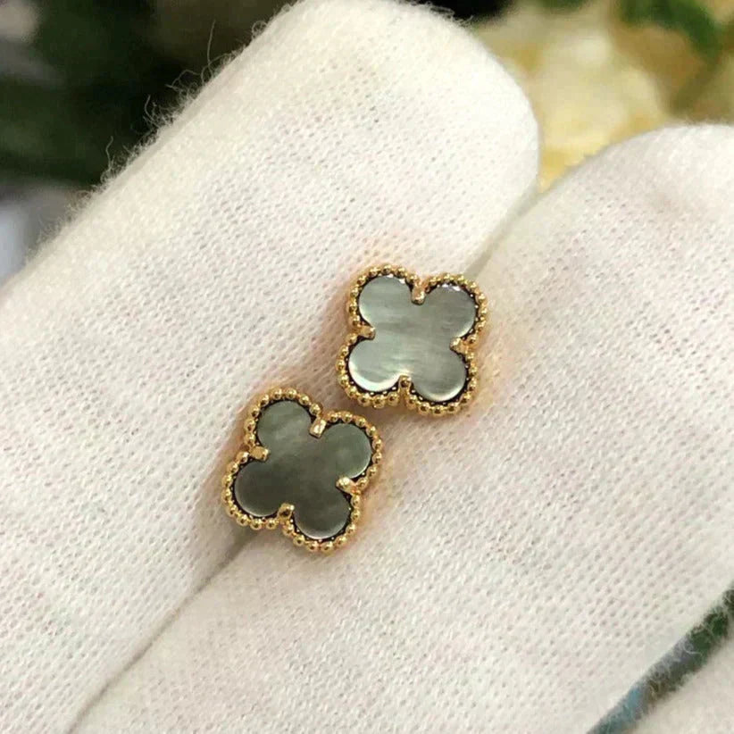 [Mystic Crown]CLOVER MINI 9.5MM GRAY MOP EARRINGS