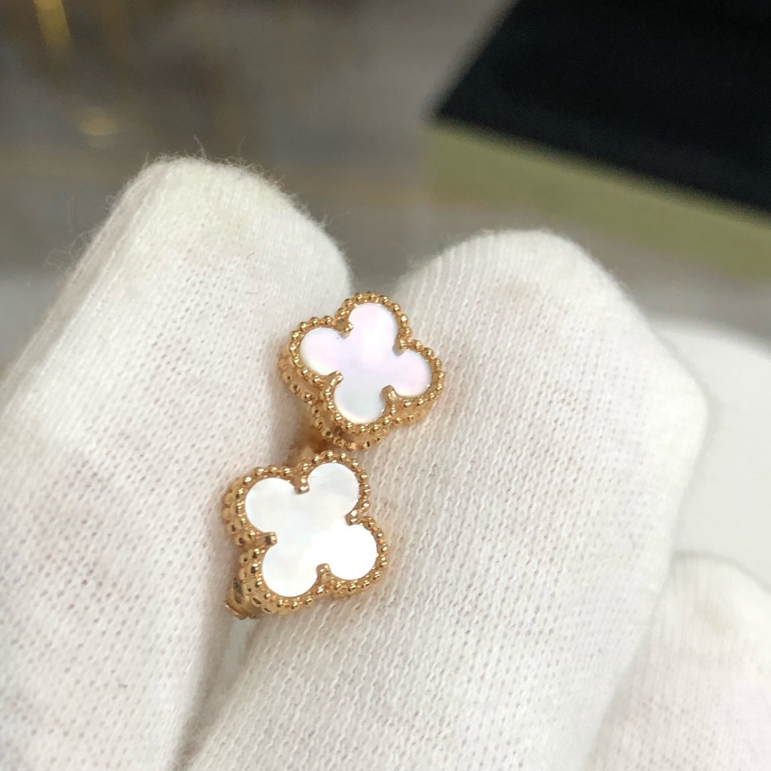 [Mystic Crown]CLOVER MINI GOLD EARRINGS