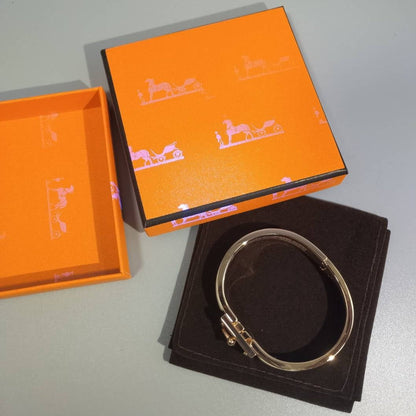 [Mystic Crown]H CLOUD BLUE BRACELET