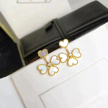 [Mystic Crown]CLOVER SWEET WHITE MOP EARRINGS
