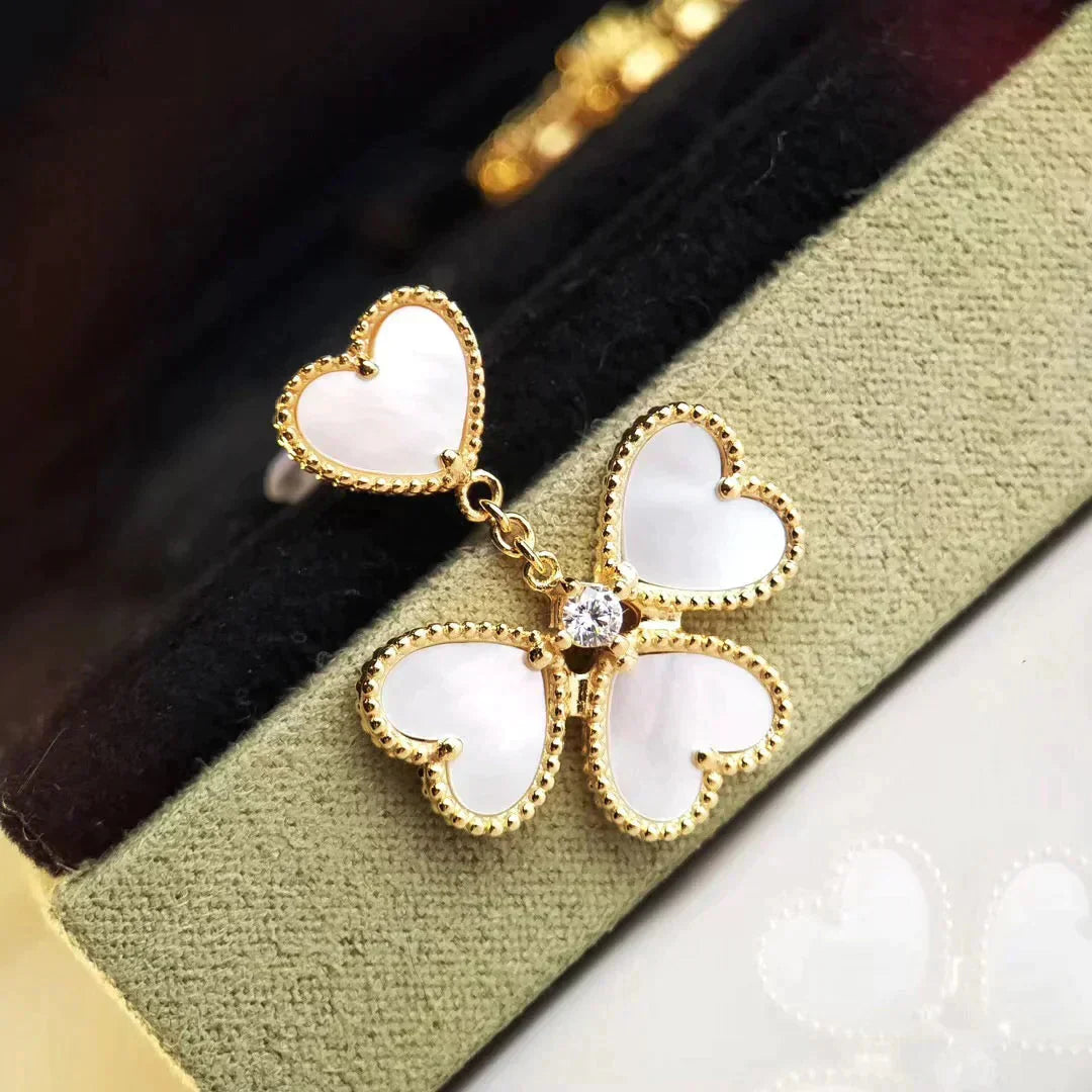 [Mystic Crown]CLOVER SWEET WHITE MOP EARRINGS