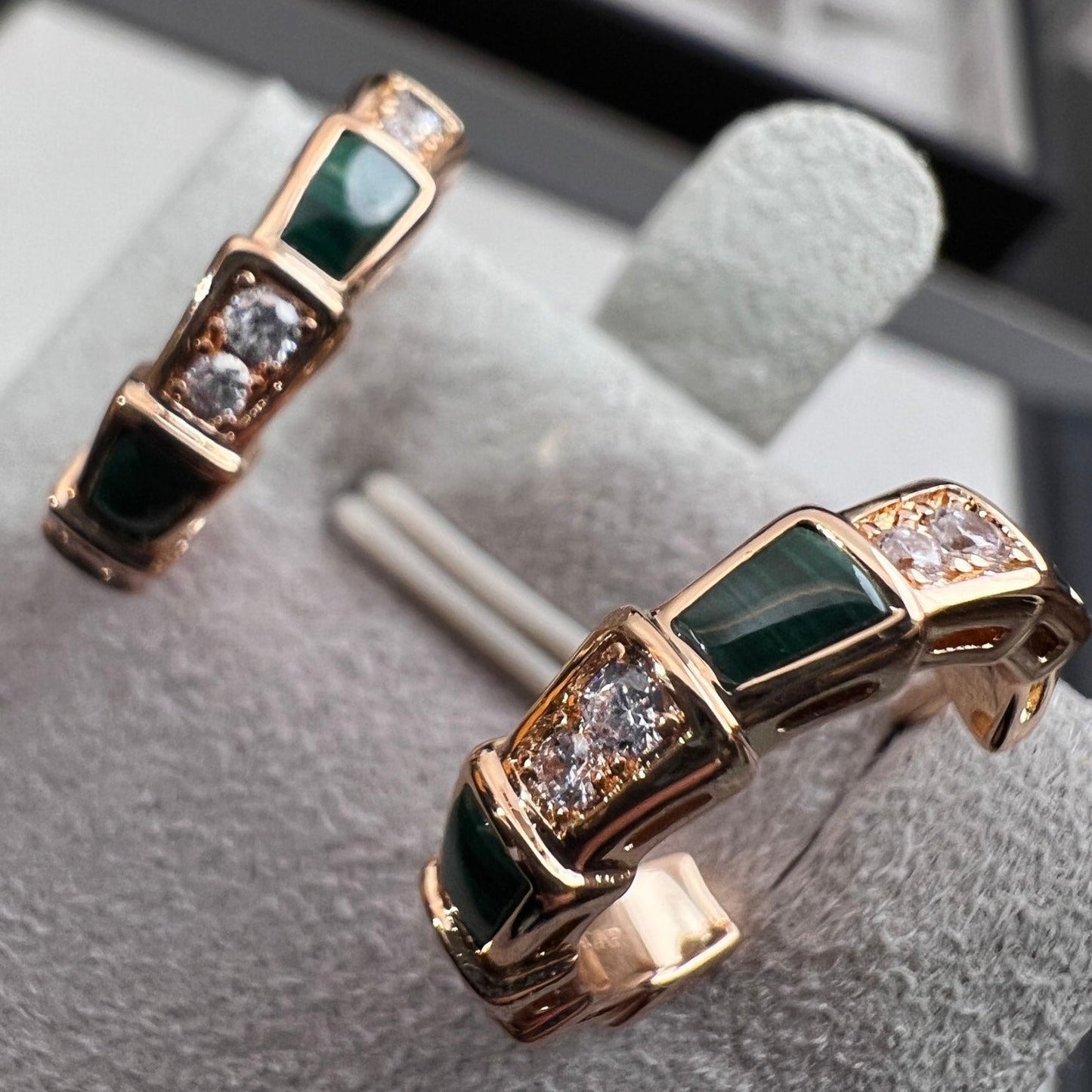 [Mystic Crown]SERPENTI MALACHITE PINK GOLD EARRINGS