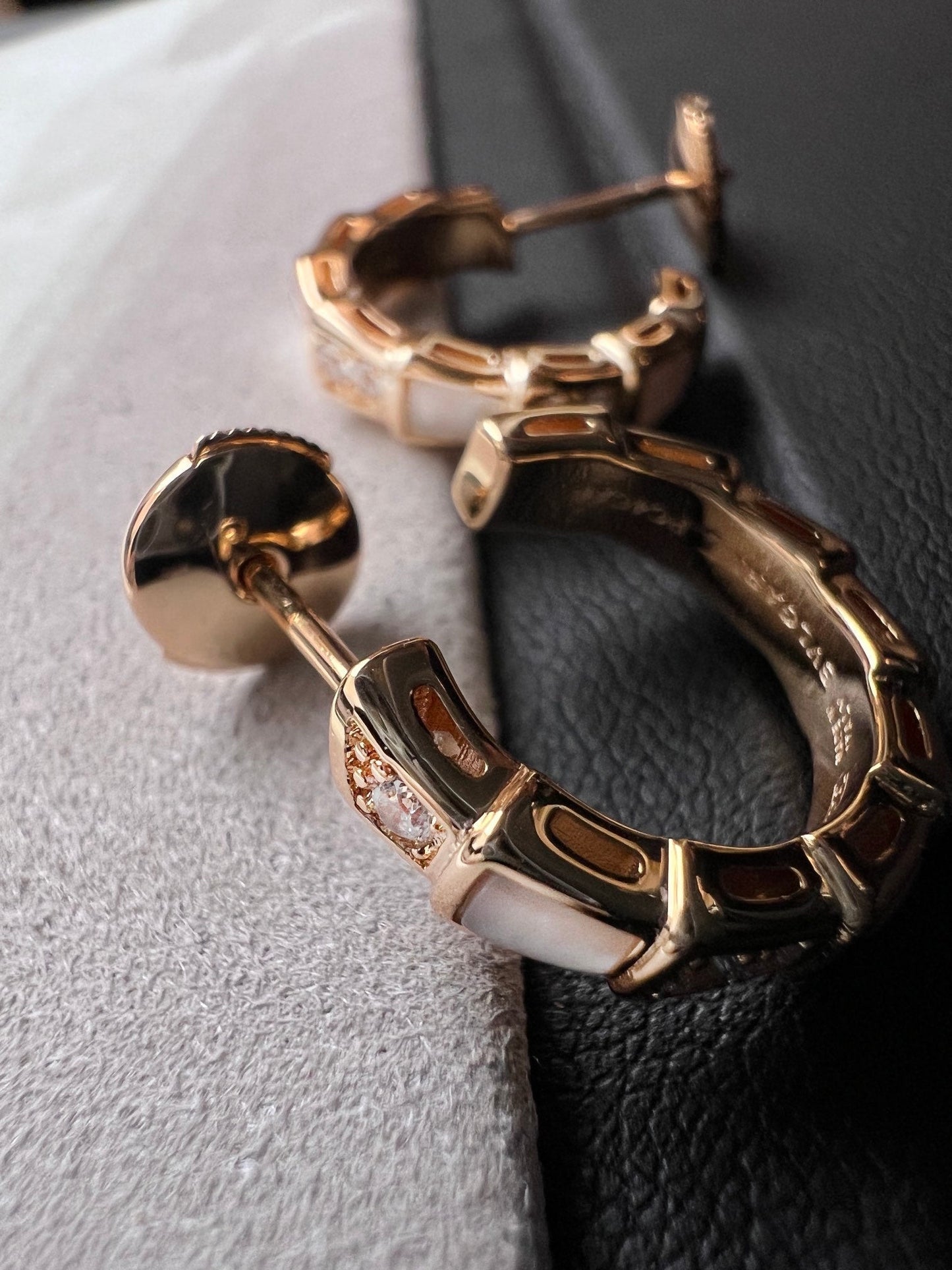 [Mystic Crown]SERPENTI MOP PINK GOLD EARRINGS
