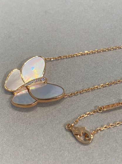 [Mystic Crown]BUTTERFLY GOLD MOP DIAMOND NECKLACE
