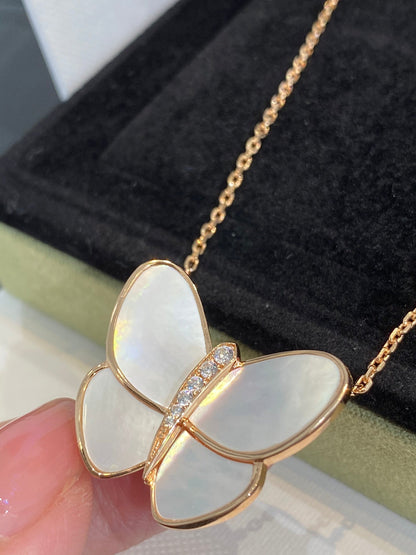 [Mystic Crown]BUTTERFLY GOLD MOP DIAMOND NECKLACE