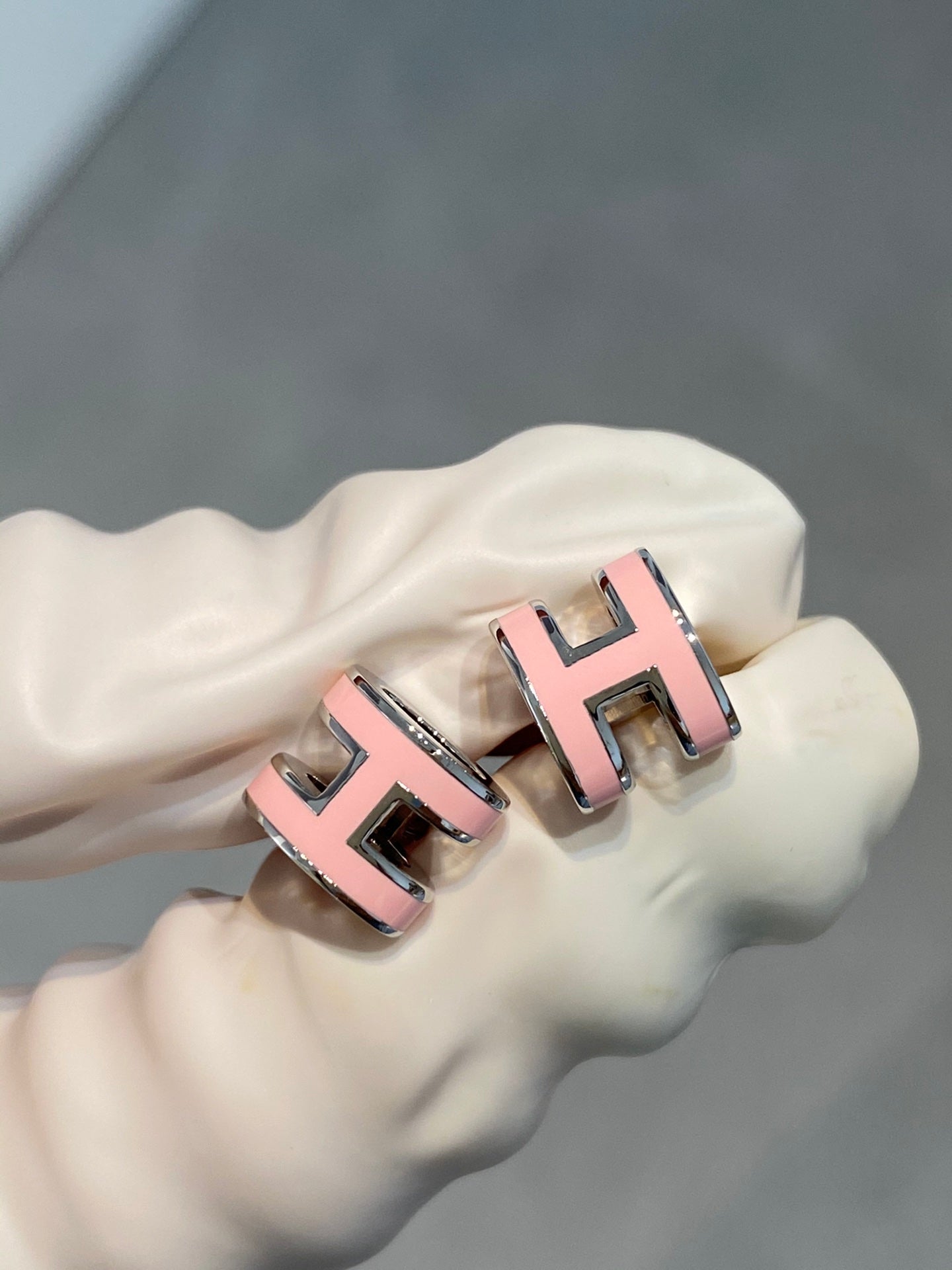 [Mystic Crown]MINI POP H SILVER EARRINGS PINK