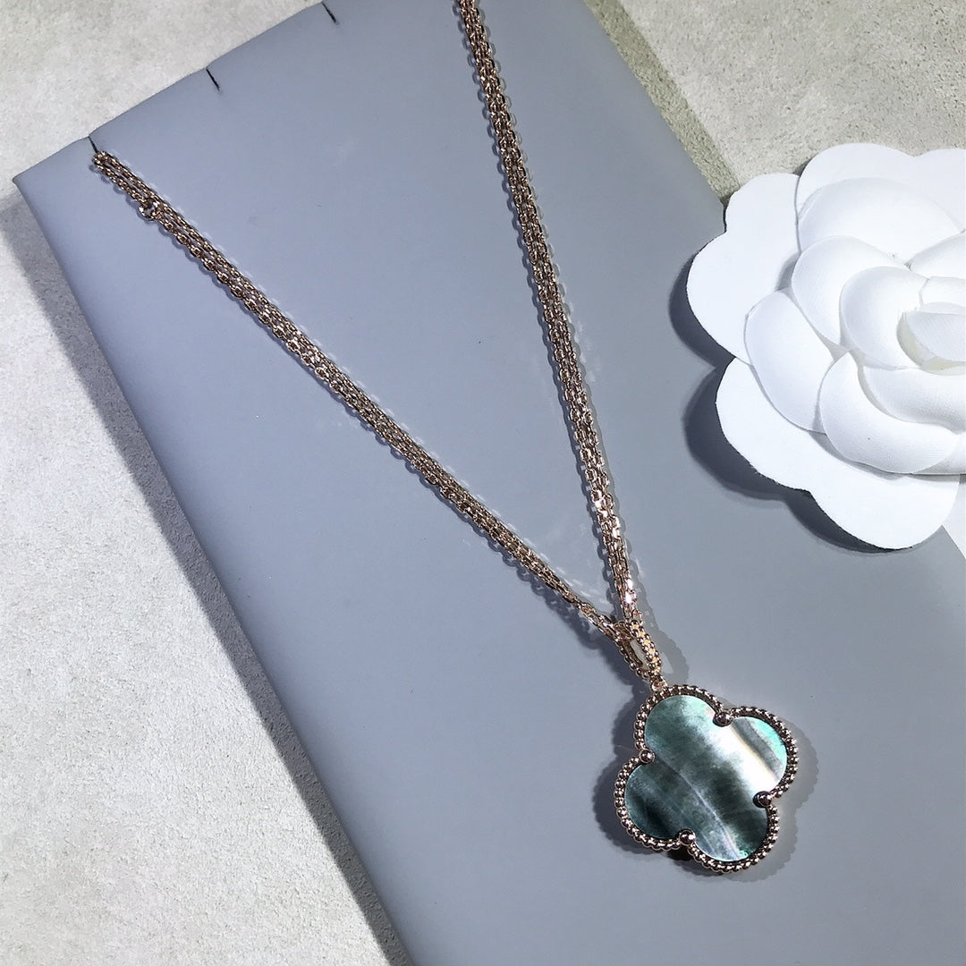 [Mystic Crown]CLOVER 25MM GOLD DARK MOP BIG CLOVER NECKLACE