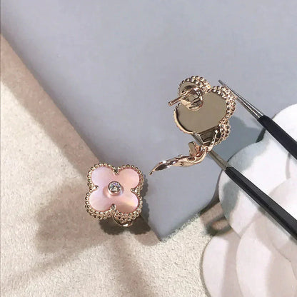 [Mystic Crown]CLOVER MEDIUM 1 MOTIFS  PINK MOP DIAMOND EARRINGS
