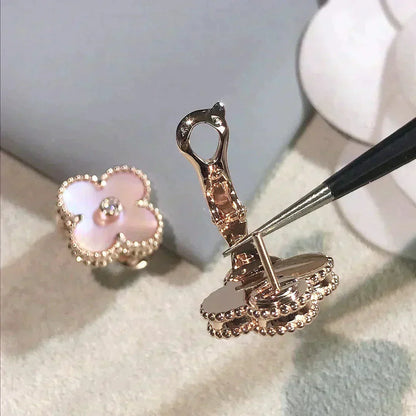 [Mystic Crown]CLOVER MEDIUM 1 MOTIFS  PINK MOP DIAMOND EARRINGS