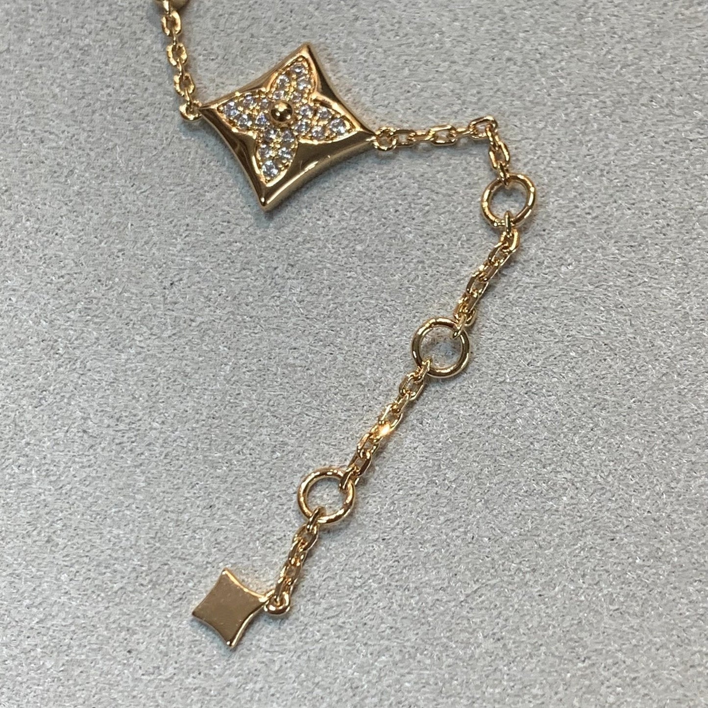 [Mystic Crown]STAR AND SUN 4 MOTIFS GOLD DIAMONDS BRACELET