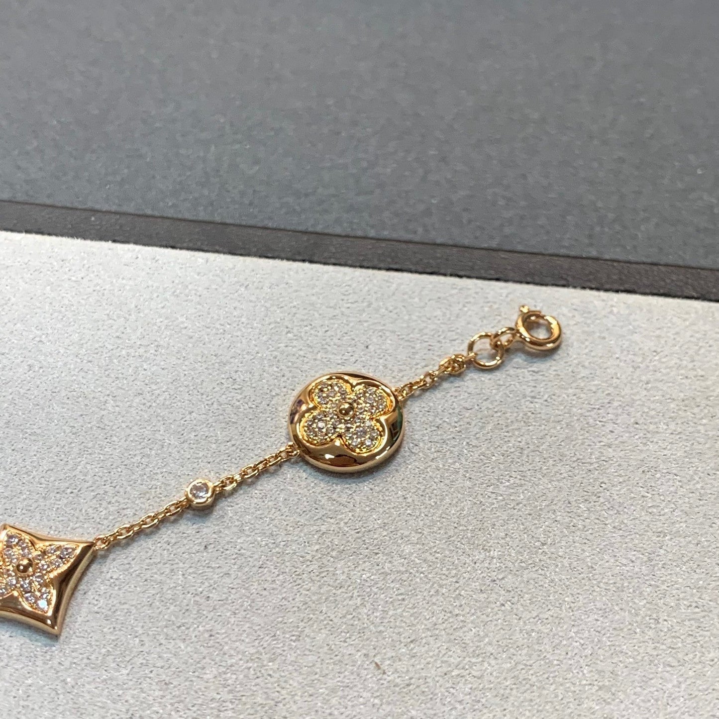 [Mystic Crown]STAR AND SUN 4 MOTIFS GOLD DIAMONDS BRACELET
