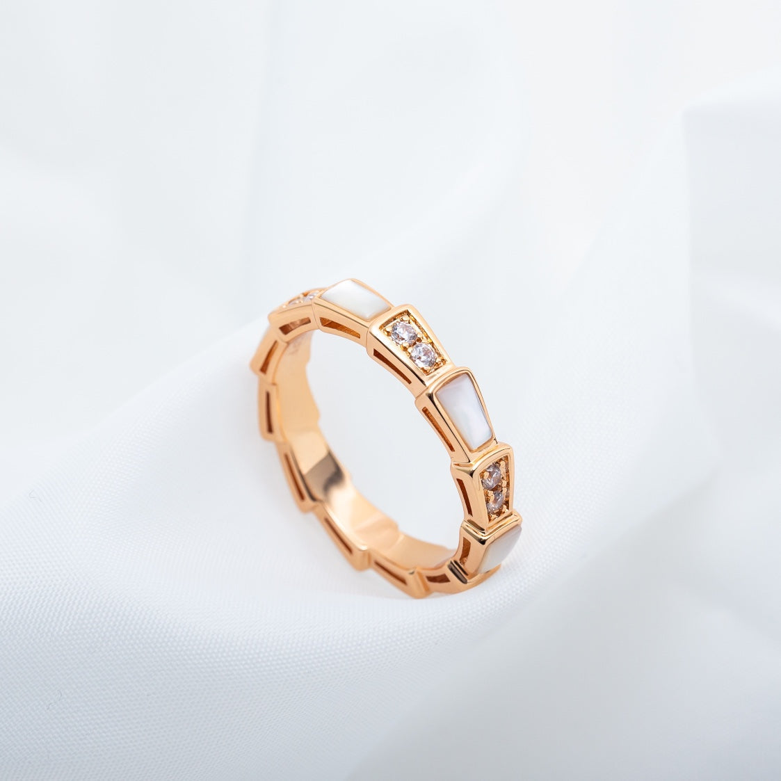 [Mystic Crown]SERPENTI RING PINK GOLD DIAMOND MOP 3MM