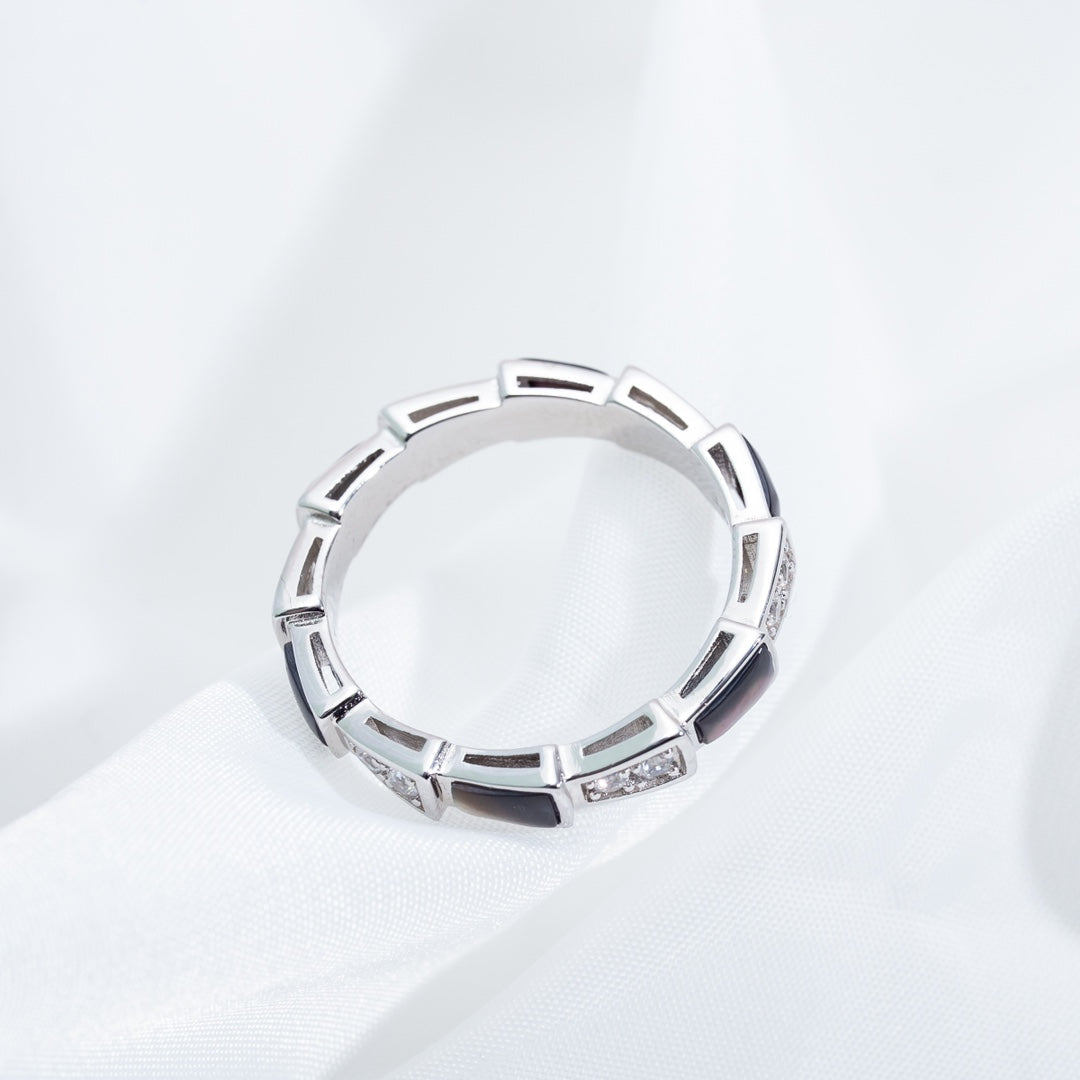 [Mystic Crown]SERPENTI RING SILVER  DIAMOND BLACK MOP 3MM