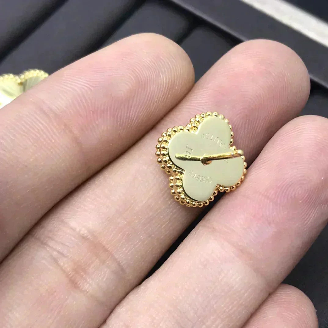 [Mystic Crown]CLOVER MINI 9.5MM LASER EARRINGS