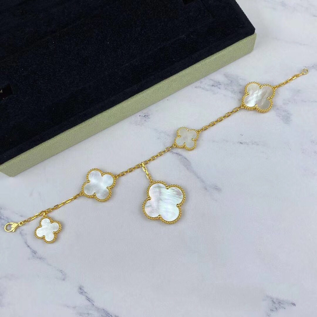 [Mystic Crown]MAGIC CLOVER MOP GOLD BRACELET 5 MOTIFS