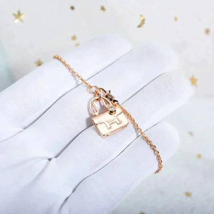 [Mystic Crown]AMULETTE PEDANT ROSE GOLD NECKLACE