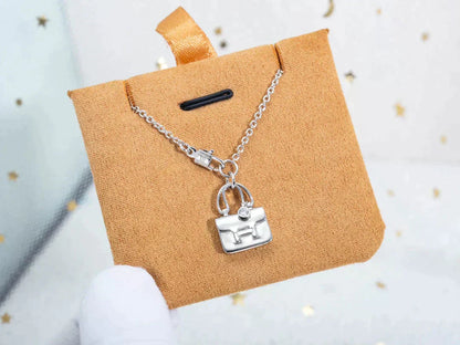 [Mystic Crown]AMULETTE PEDANT SILVER NECKLACE