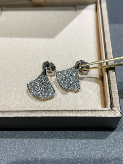 [Mystic Crown]DREAM STUD EARRINGS DIAMOND
