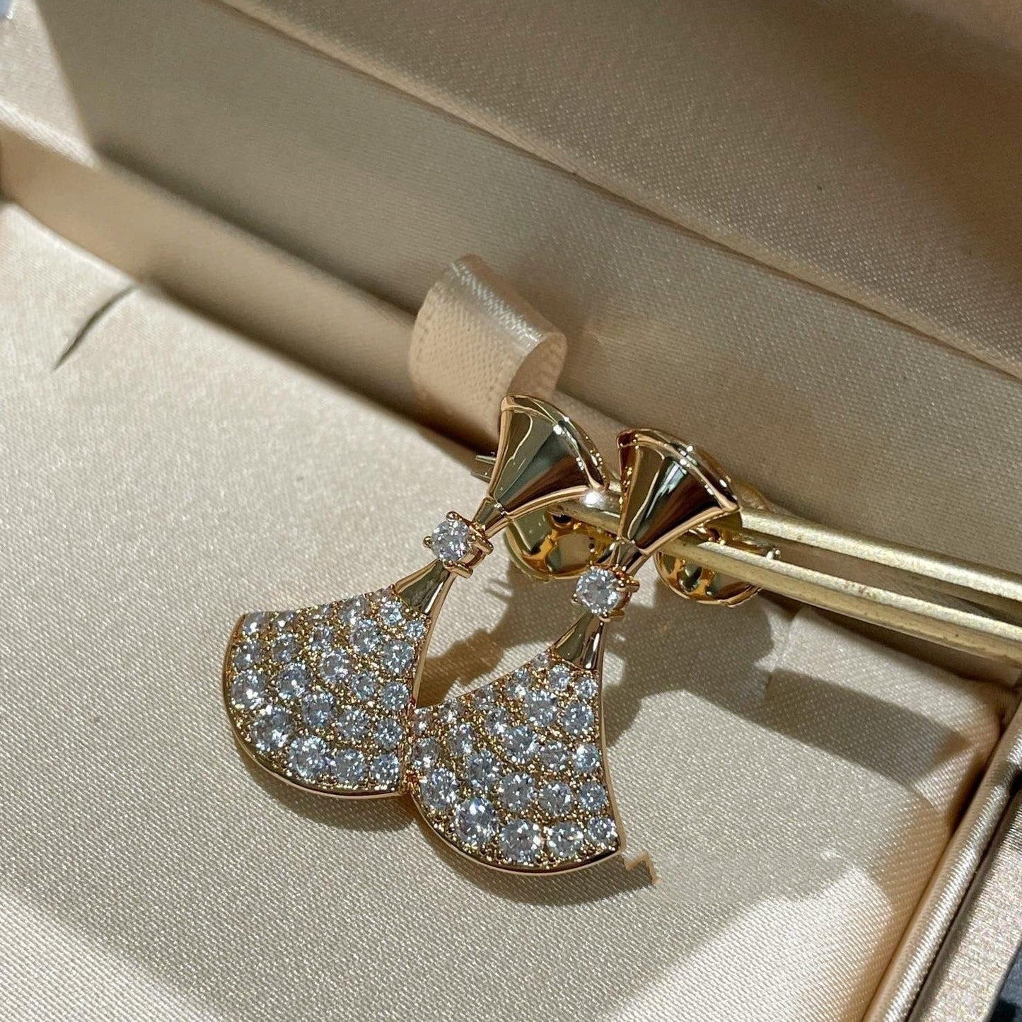 [Mystic Crown]DREAM EARRINGS DIAMOND