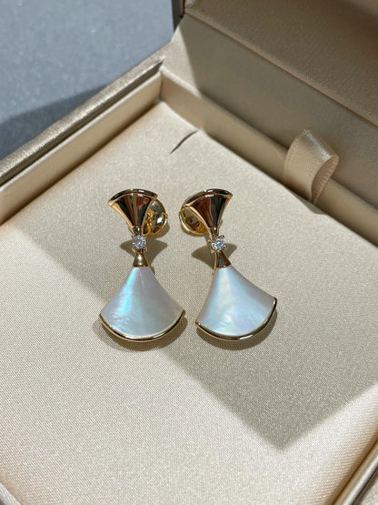 [Mystic Crown]DREAM MOP 1 DIAMOND EARRINGS