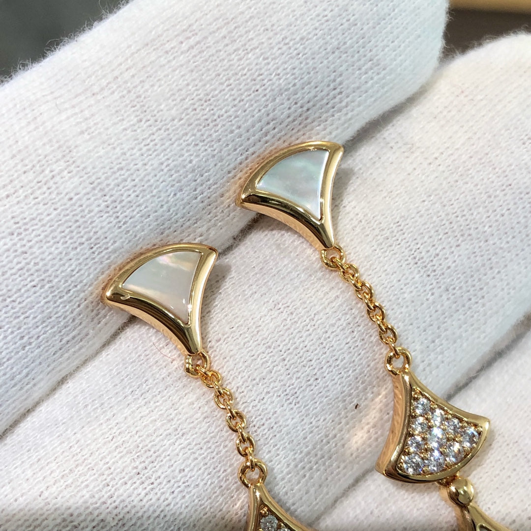 [Mystic Crown]DREAM EARRINGS 3 MOTIFS DIAMOND MOP PINK GOLD