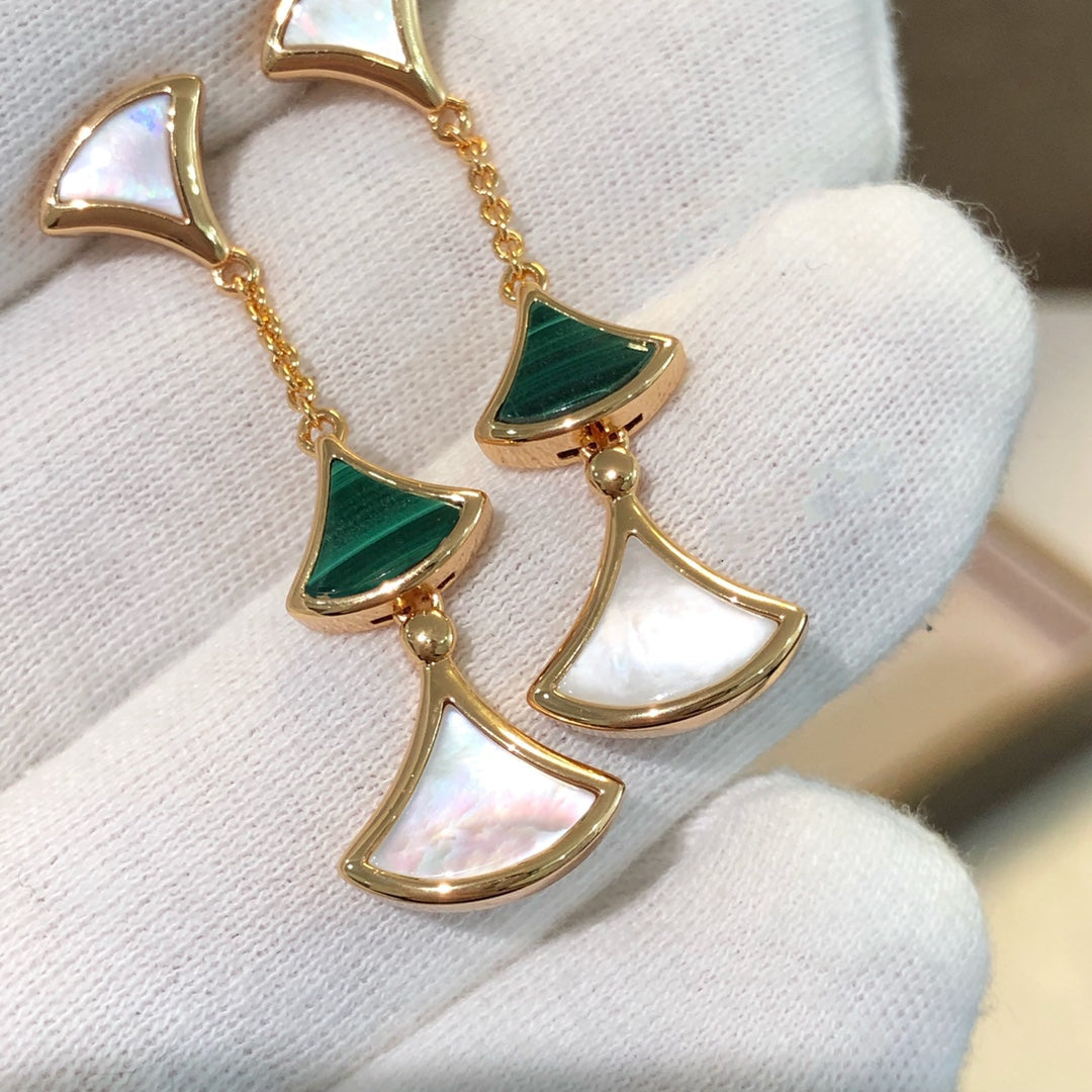 [Mystic Crown]DREAM EARRINGS 3 MOTIFS MALACHITE MOP PINK GOLD