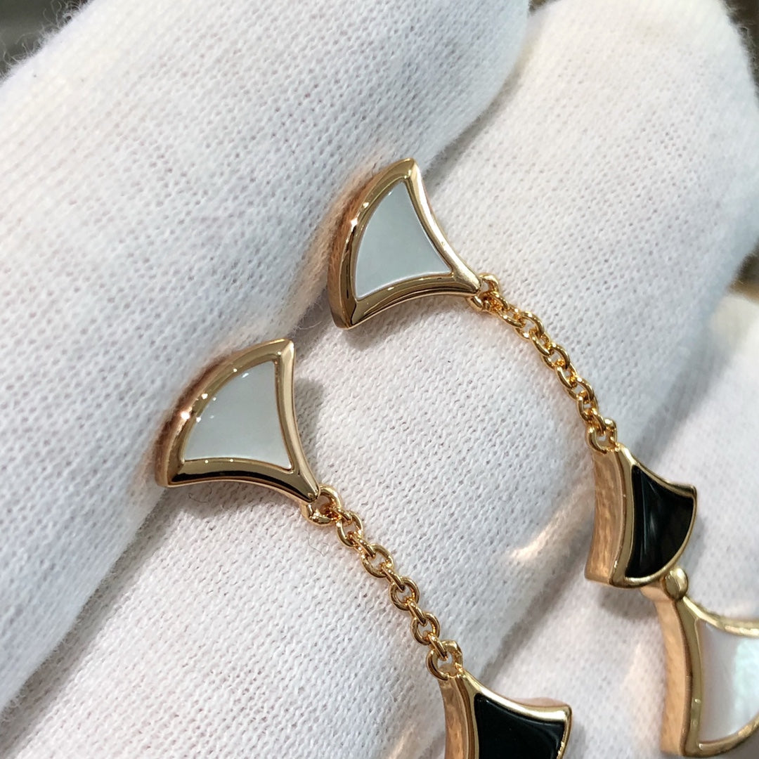[Mystic Crown]DREAM EARRINGS 3 MOTIFS ONYX MOP PINK GOLD