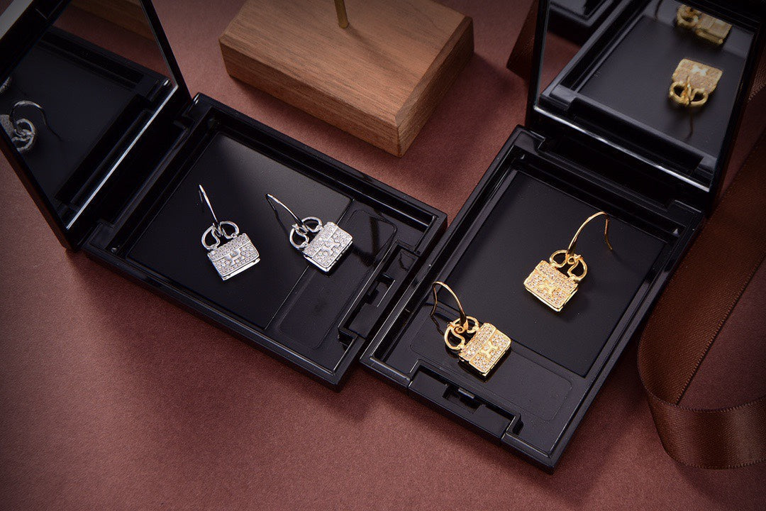 [Mystic Crown]KELLY DIAMOND EARRINGS