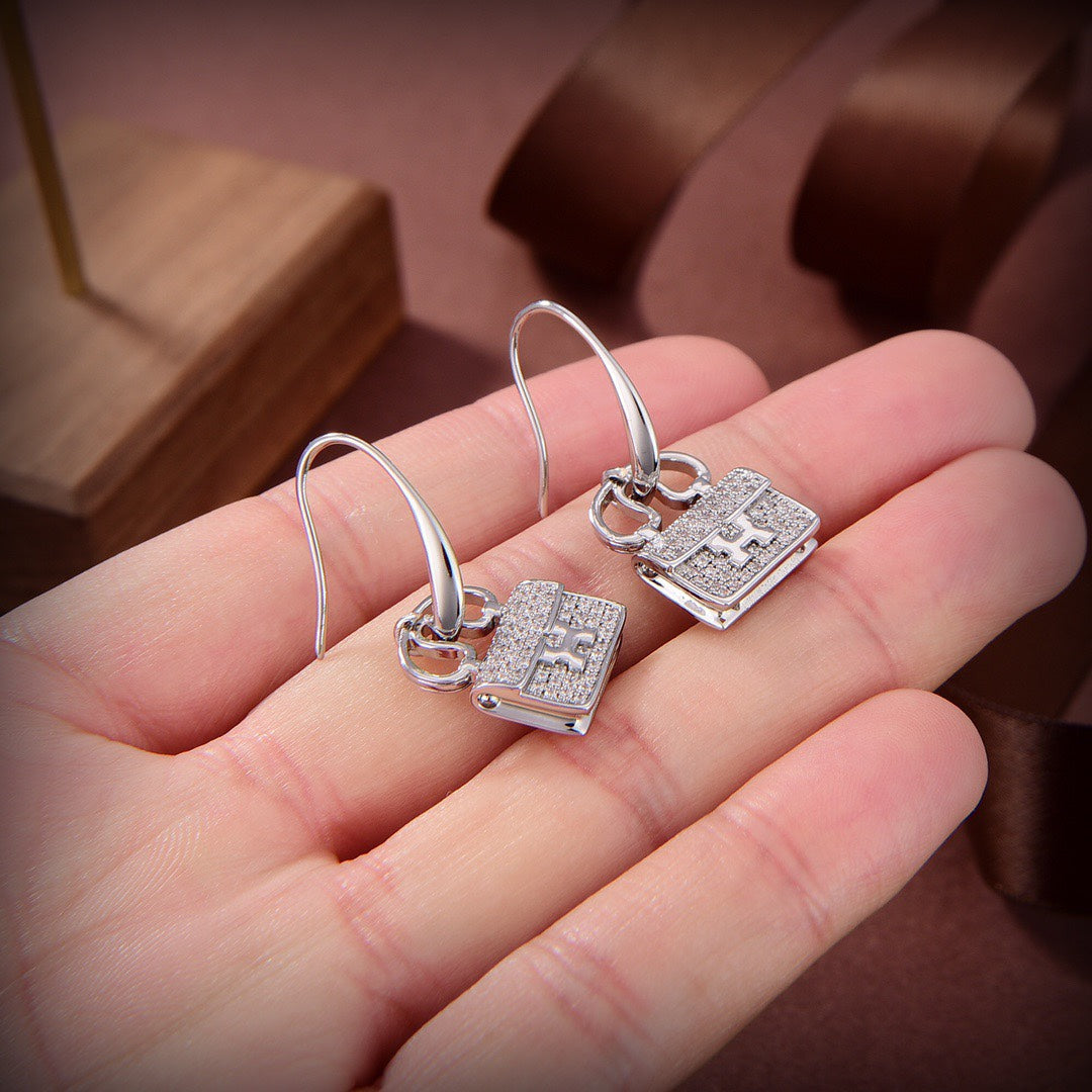 [Mystic Crown]KELLY DIAMOND EARRINGS