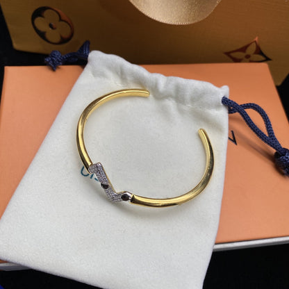 [Mystic Crown]VOLTE UPSITE DOWN DIAMOND GOLD OPEN BRACELET
