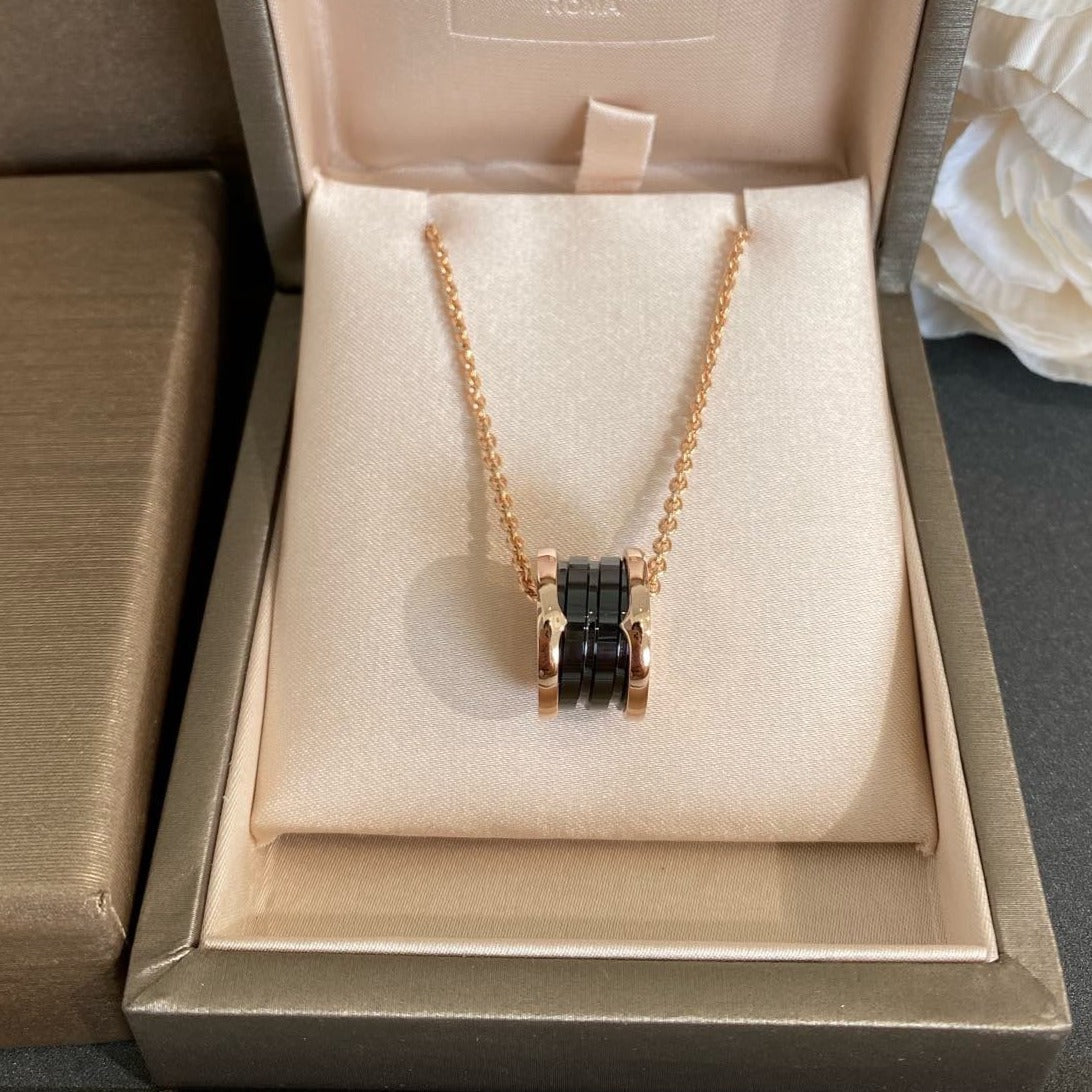 [Mystic Crown]ZERO 1 BLACK CERAMIC PINK GOLD NECKLACE