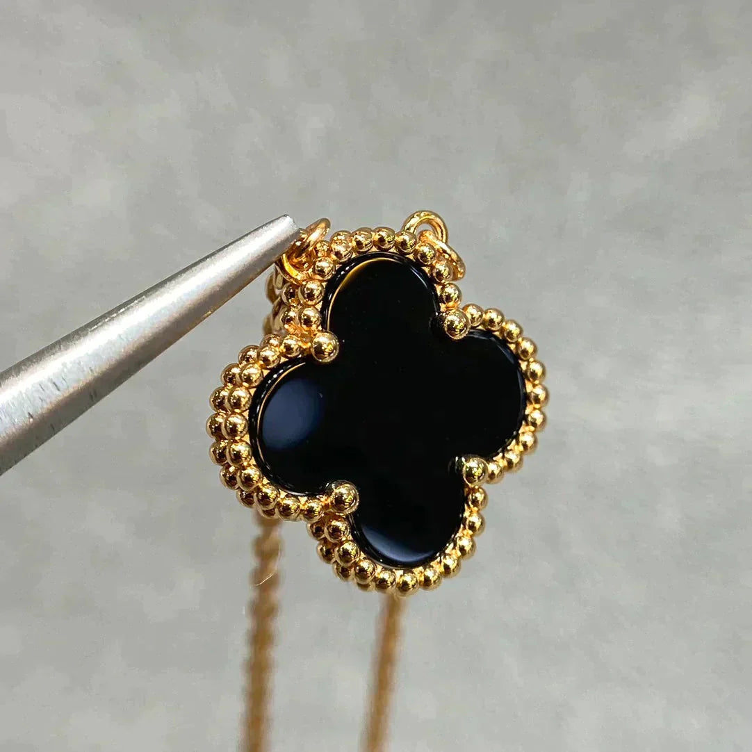 [Mystic Crown]CLOVER 15MM BLACK ONYX SINGLE FLOWER NECKLACE