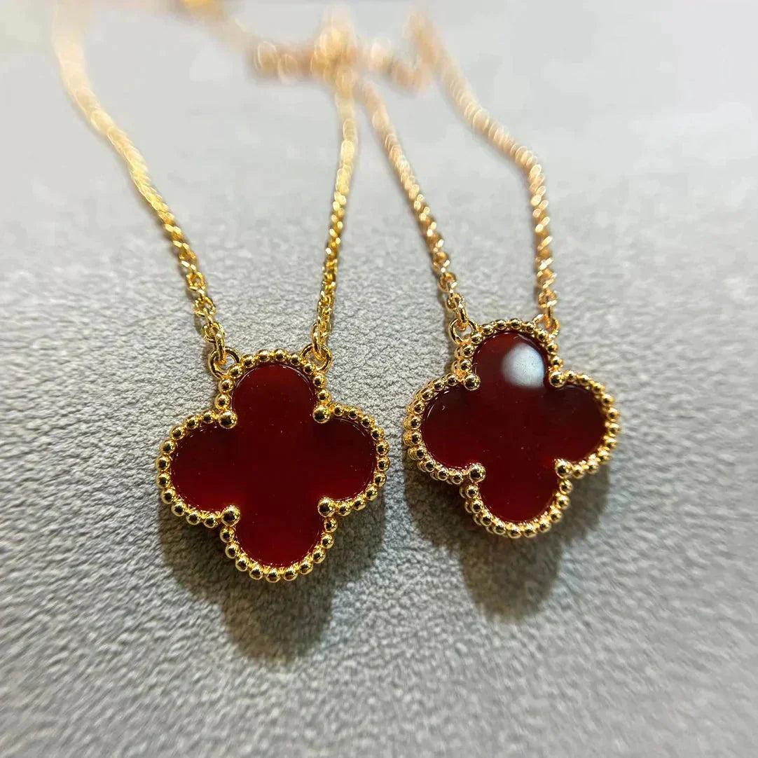 [Mystic Crown]CLOVER 15MM CARNELIAN SINGLE FLOWER NECKLACE