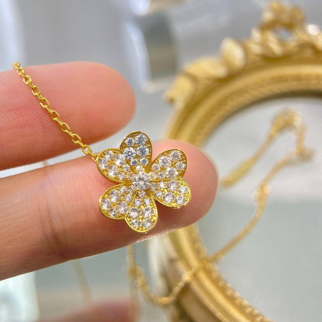 [Mystic Crown]FLOWER DIAMOND NECKLACE