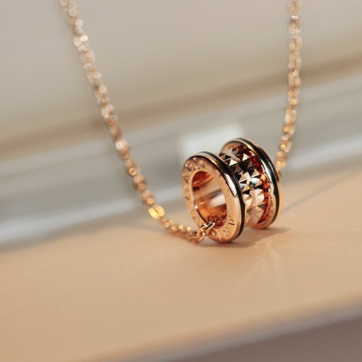 [Mystic Crown]ZERO 1 ROCK PEDANT PINK GOLD BLACK NECKLACE