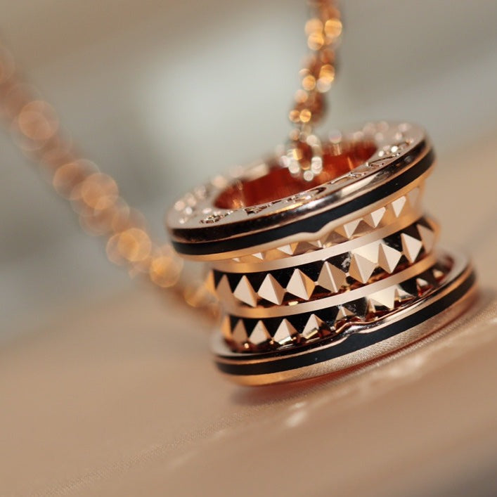[Mystic Crown]ZERO 1 ROCK PEDANT PINK GOLD BLACK NECKLACE