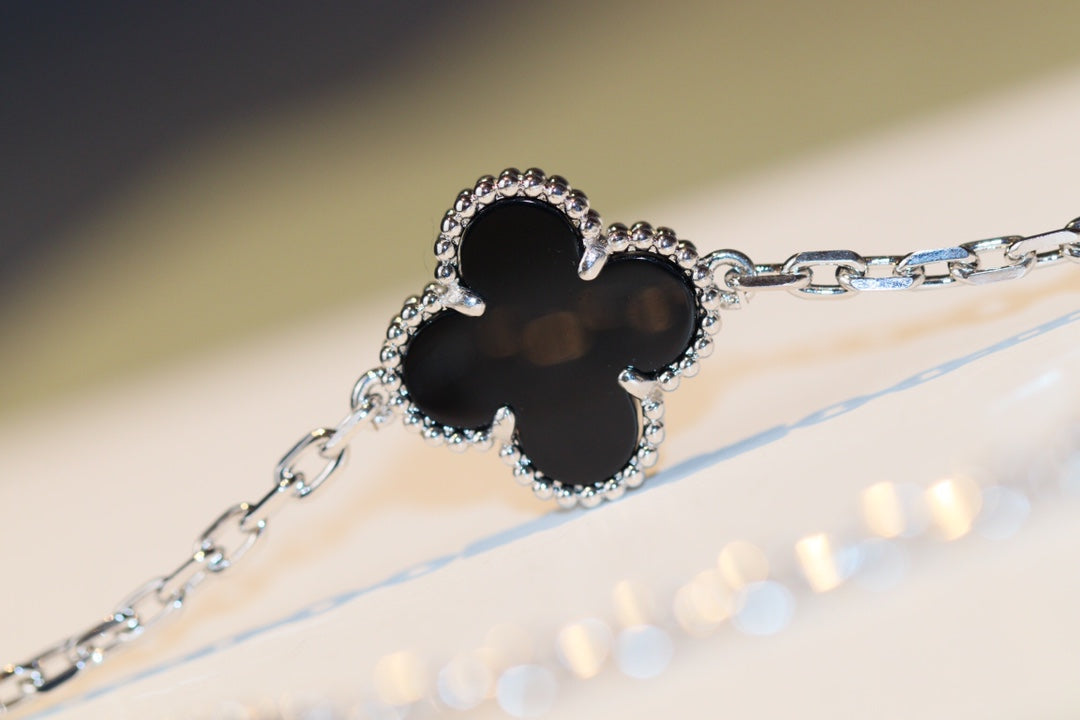 [Mystic Crown]CLOVER 20 MOTIFS ONYX DIAMOND SILVER