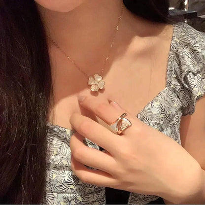 [Mystic Crown]CLOVER MOP DIAMOND ROSE GOLD NECKLACE