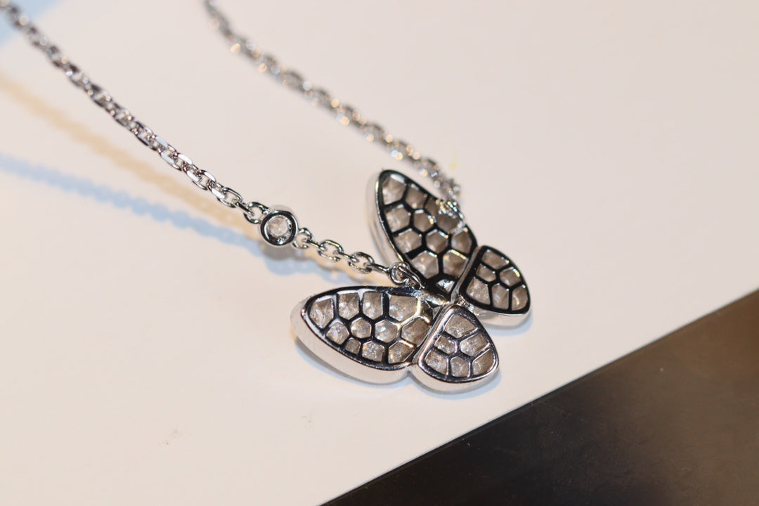 [Mystic Crown]BUTTERFLY DIAMOND NECKLACE