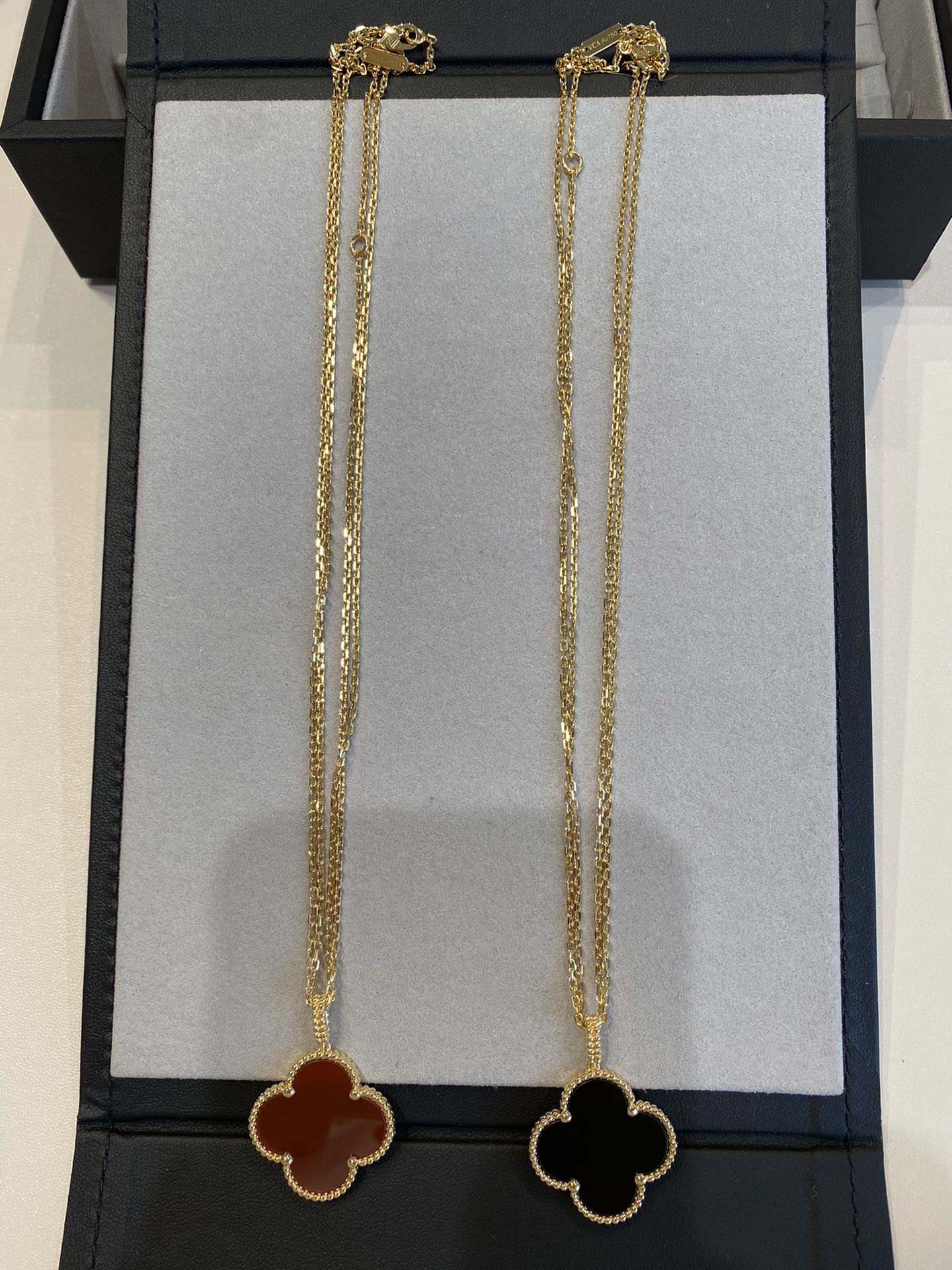 [Mystic Crown]CLOVER 25MM NECKLACE GOLD CARNELIAN
