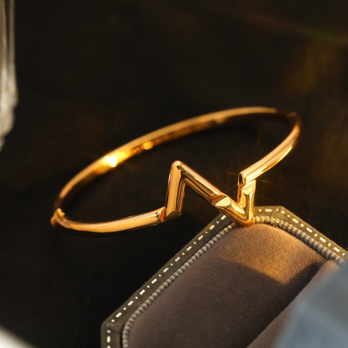 [Mystic Crown]VOLTE UPSITE DOWN BRACELET