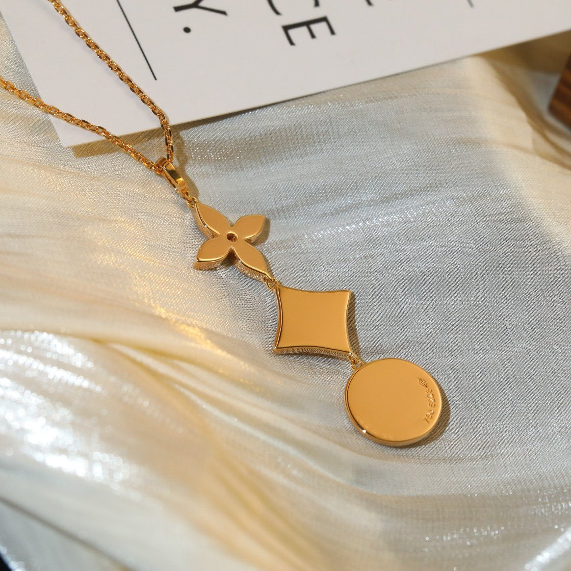 [Mystic Crown]STAR AND SUN DIAMOND PINK GOLD NECKLACE
