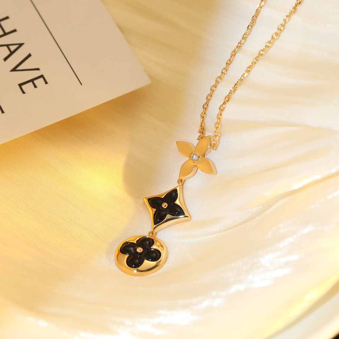 [Mystic Crown]STAR AND SUN ONYX PINK GOLD NECKLACE