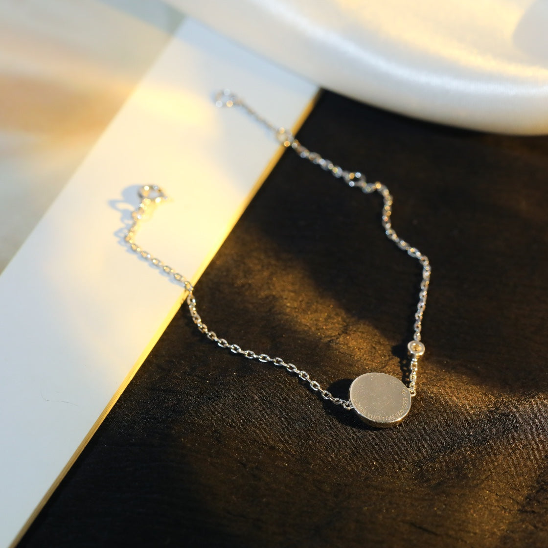 [Mystic Crown]SUN MOTIF PINK MOP SILVER BRACELET
